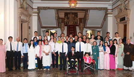 Chủ tịch Phan Văn Mãi: Hãy cùng sưởi ấm những hoàn cảnh khó khăn!