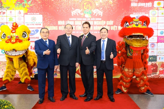 Doanh nhân Trần Quốc Bảo Nhận bằng khen Top 12 Nhà Lãnh Đạo Doanh Nghiệp Giỏi 2021