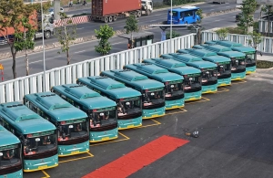 Đề xuất lộ trình chuyển đổi 400.000 xe xăng sang điện của TP HCM