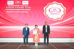 Bình Tây Food nhận cú đúp 2 giải thưởng Quốc Tế Top10 Thương Hiệu Tăng Trưởng Xanh Asean và Top10 Sản phẩm dịch vụ chất lượng xanh Asean 2025