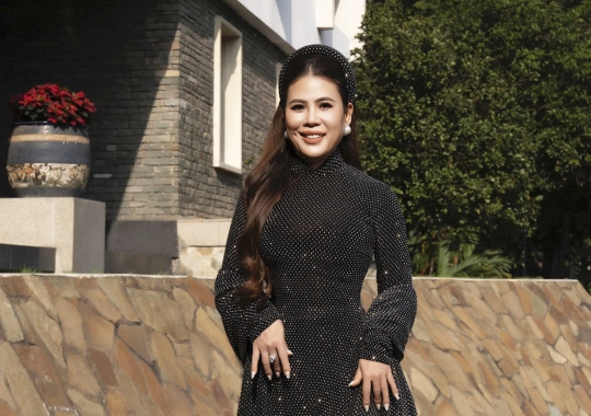 Doanh nhân Trần Thị Mỹ Lành: Bản lĩnh "nữ tướng" và nét duyên dáng trong tà áo dài truyền thống