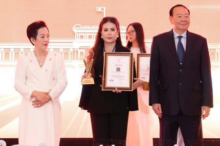 Nữ Doanh Nhân đến từ Cố Đô Huế Trần Thị Mỹ Lành được vinh danh tại Vietnam Top Brand Awards 2026