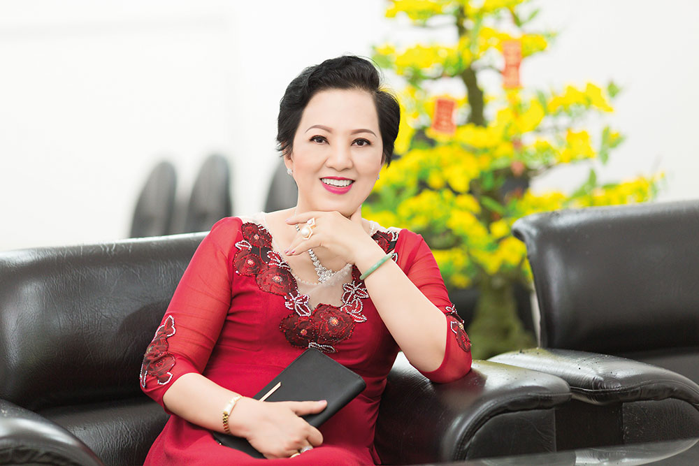 Hành Trình Xây Dựng "Thành Tựu Trọn Đời" Của Nữ Doanh Nhân Hồ Ngọc Hà